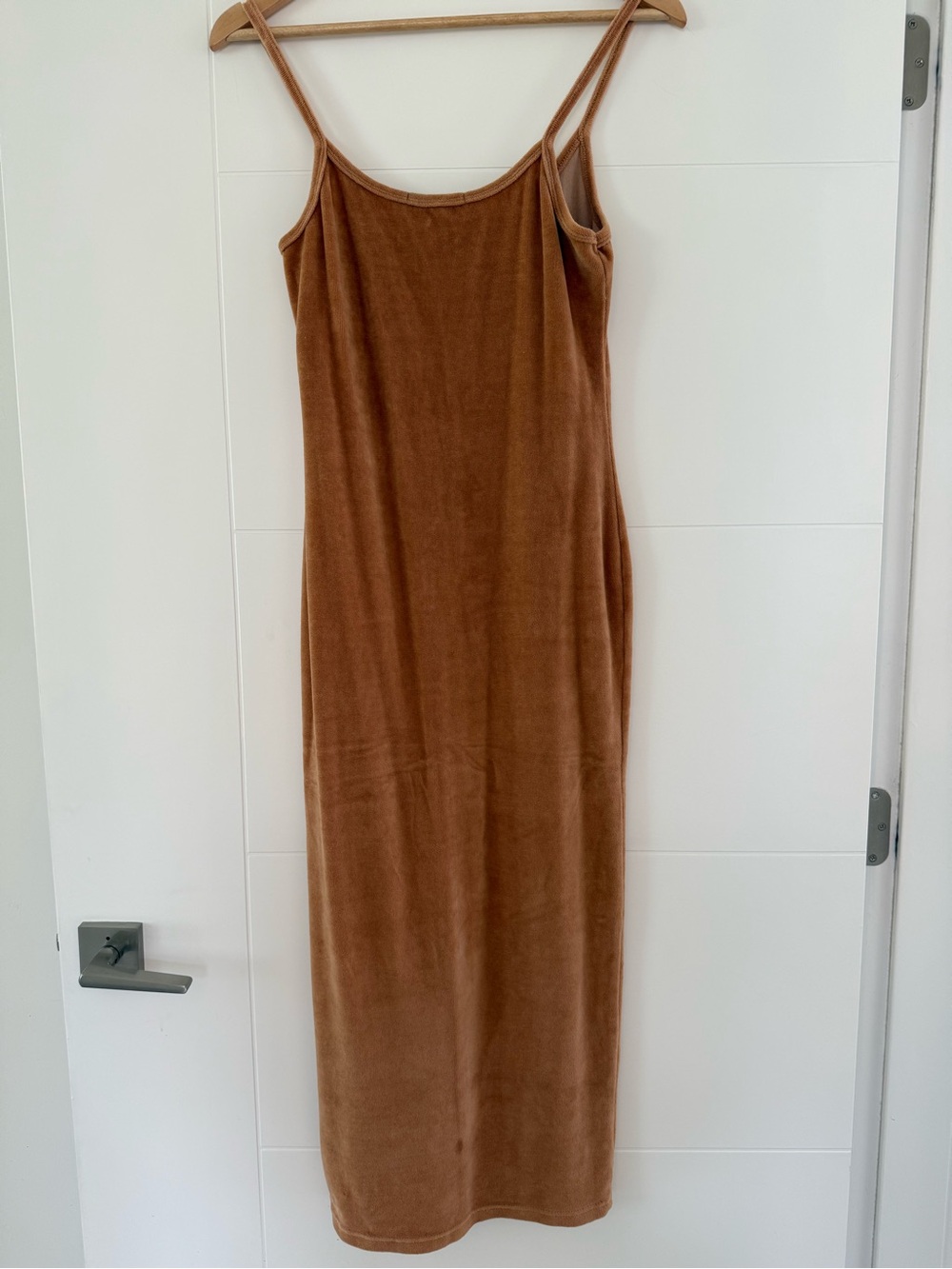 Missguided Camel Velour Sun Dress, size 8. - Picture 5 of 7